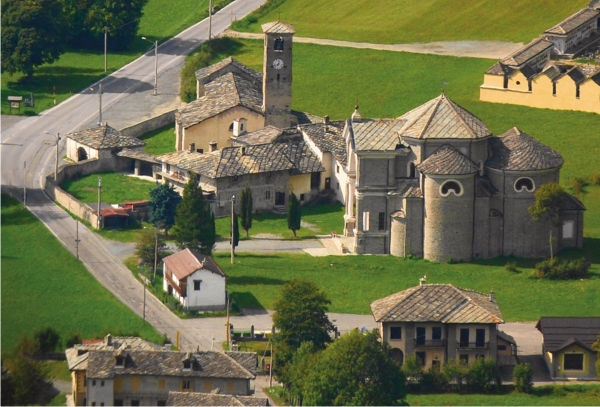 usseglio complesso parrocchiale